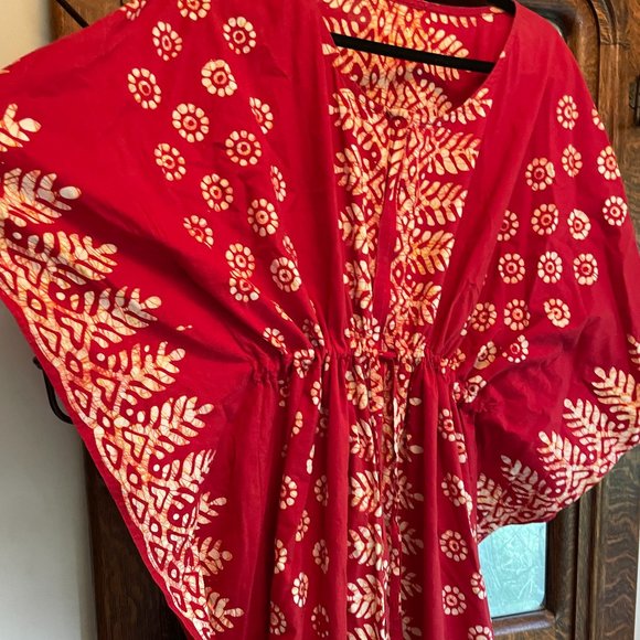 BATIK Red and White Bohemian Cinched Waist Long Maxi Caftan Dress - One Size - Picture 4 of 8